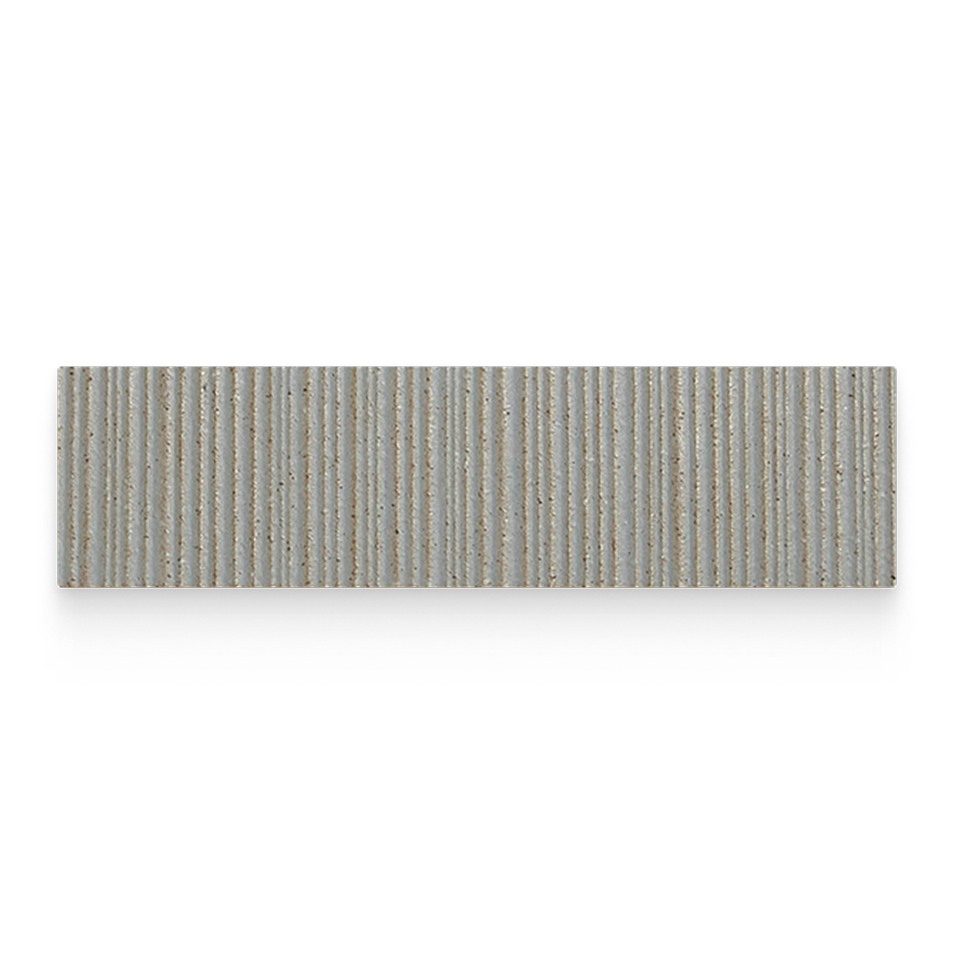 Mugi 2.5x9 Kuki Ribbed Rectangle Tile