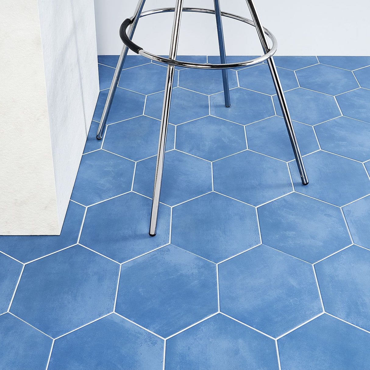 Radar 8x9 Azul Solid Matte Hexagon Tile