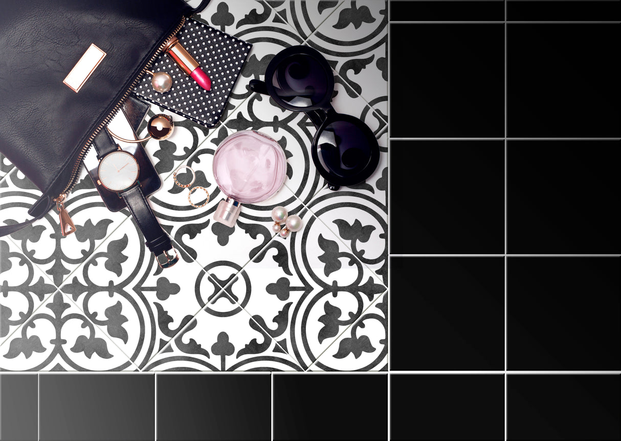 Valencia Deco 6x6 Clover B&amp;W Matte Square Tile