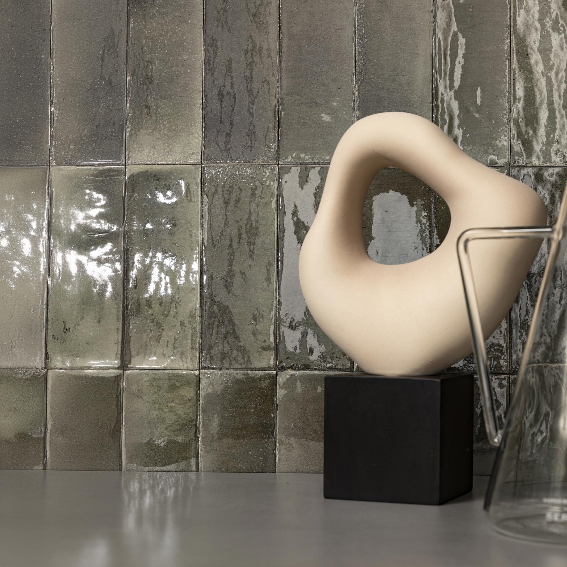 Breeze 2x6 Grigio Glossy Rectangle Tile