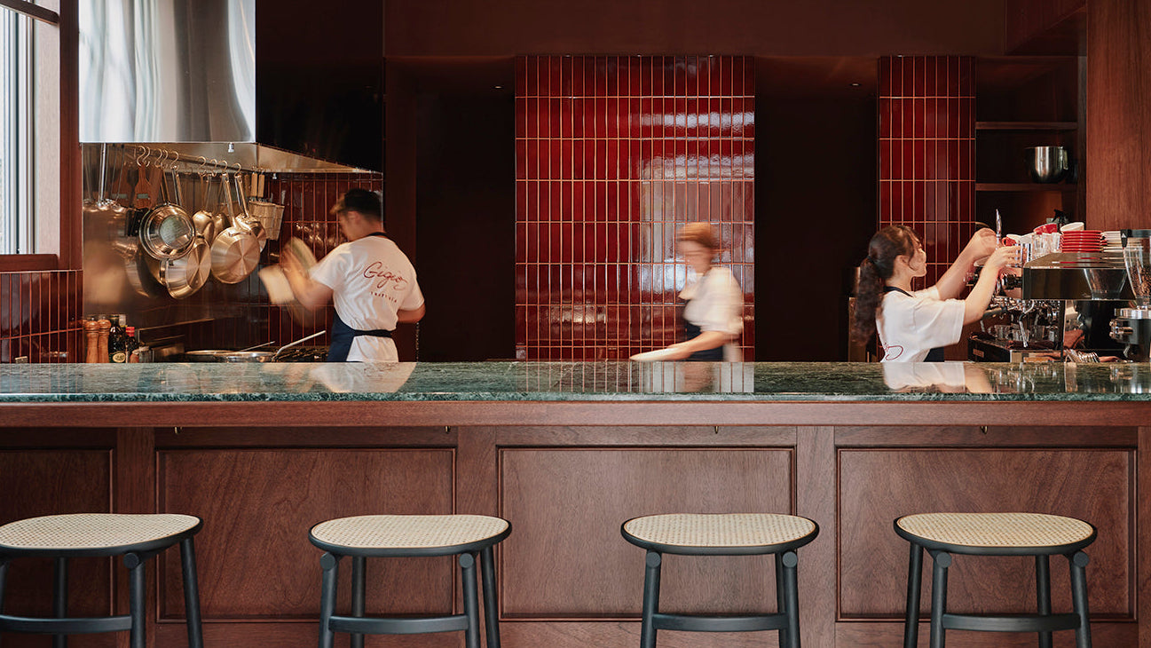 credit

Design：ROS STUDIO Co., Ltd.

Construction：SET UP Co., Ltd.

Lighting design：hmmm

Fabric：LOSKA

Photo: MASAAKI INOUE/bouillon